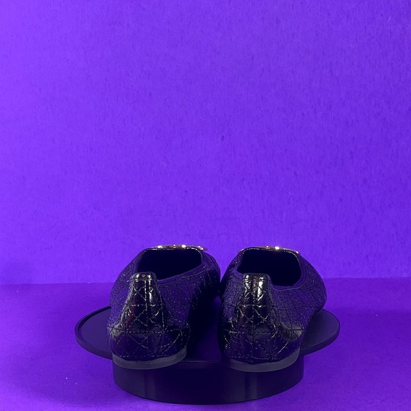 TORY BURCH Claire Quilted Black Ballet Flats with Gold Emblem Shoe 7 NWOB - Picture 4 of 9